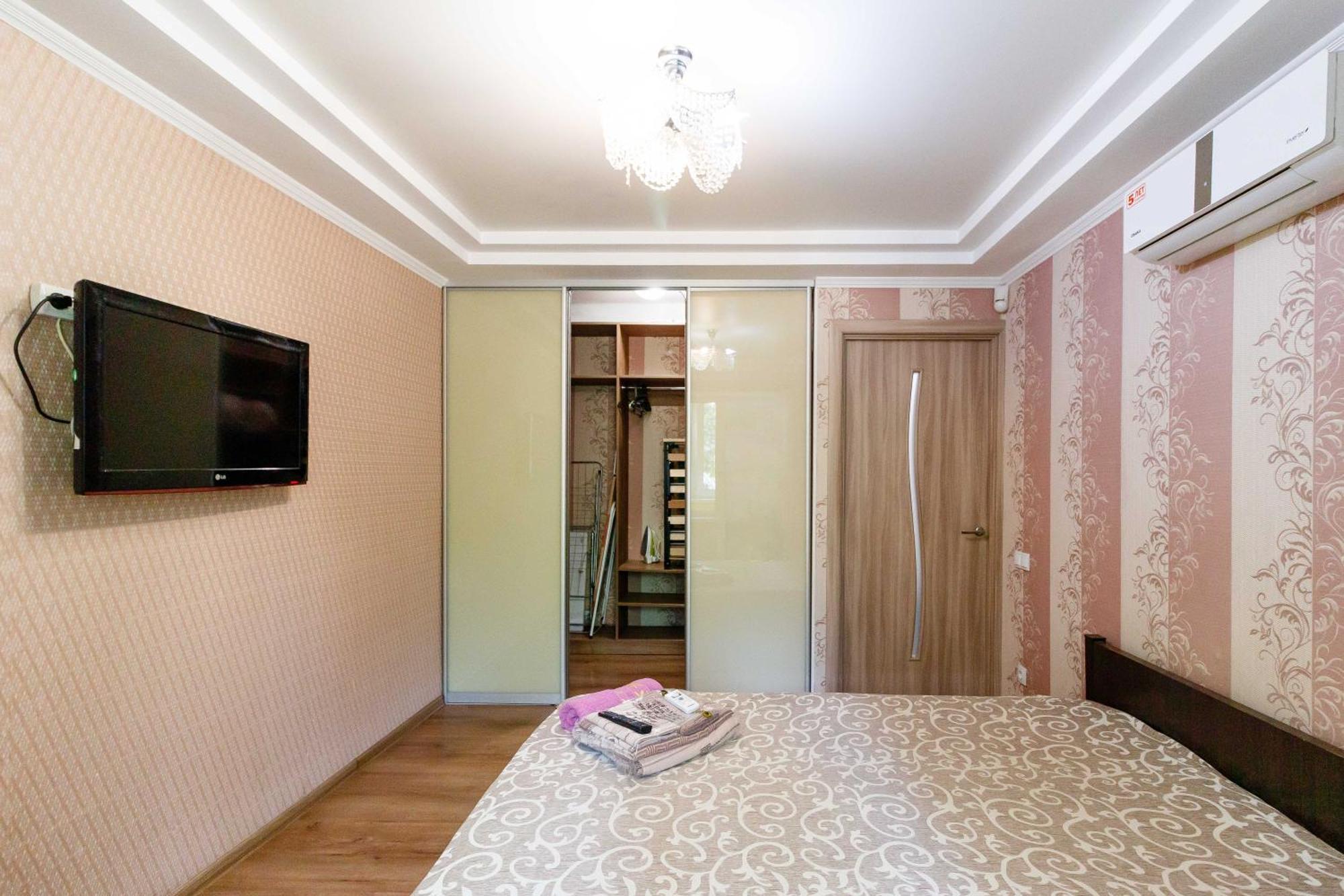Apartment Kvartirkoff Na Obolonskiy Prospekt 37 Kyiv